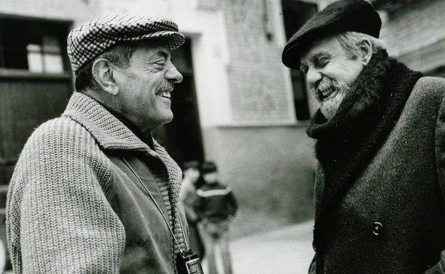 Luis Buñuel y Fernando Rey en el rodaje de 'Tristana'.