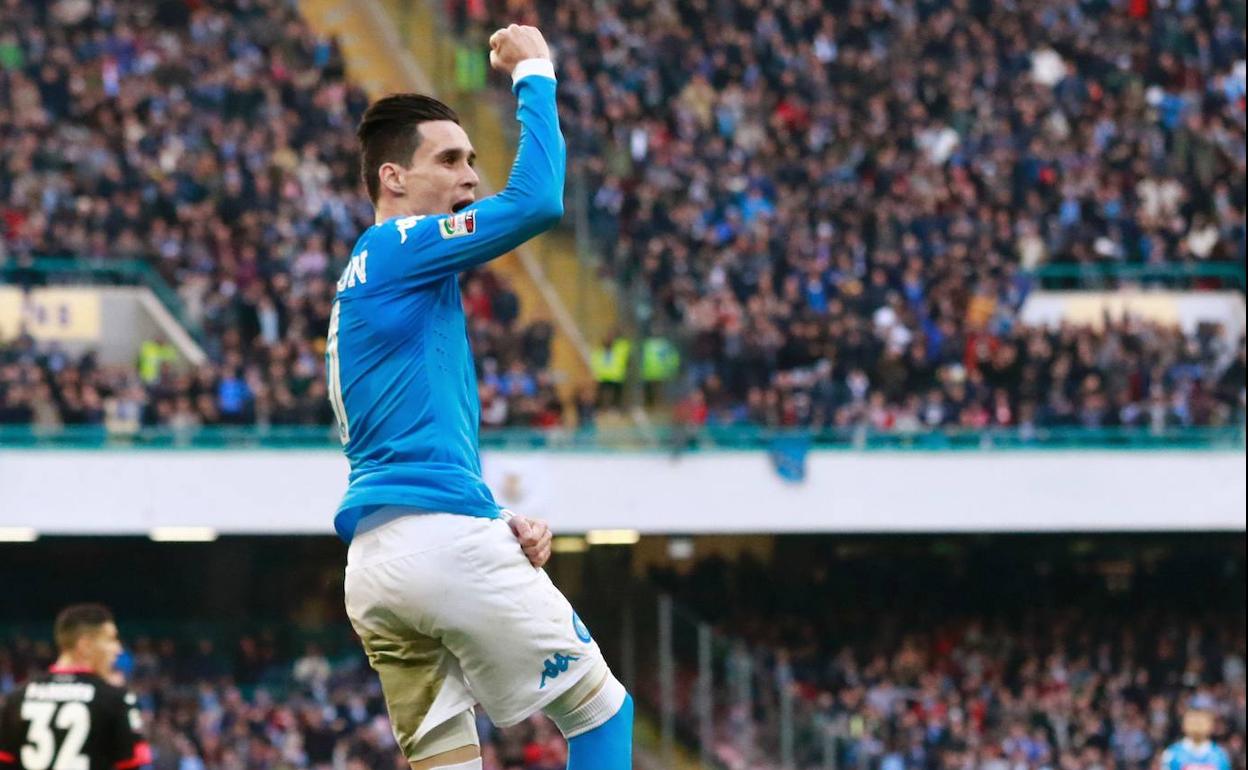 El motrileño José Callejón celebra un gol con el Nápoles. 