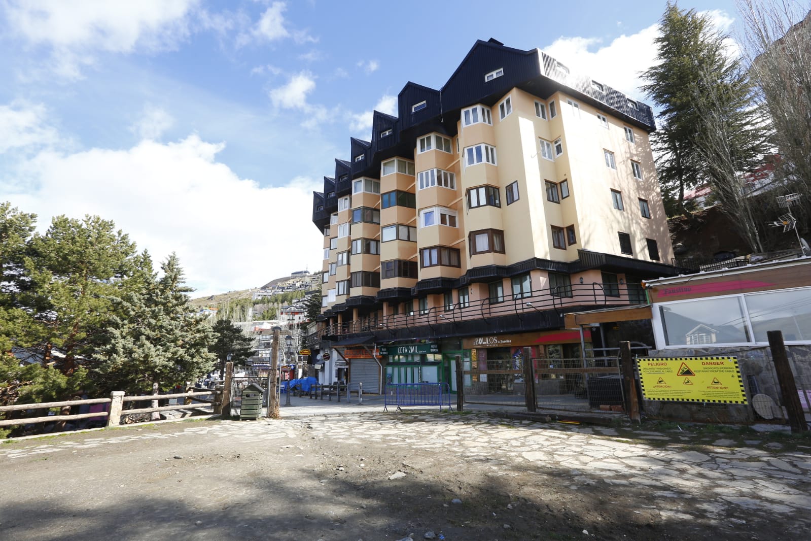 El aspecto de la zona dista mucho de ser el habitual. Sin embargo, ha recibido varios visitantes inesperados durante el estado de alarma