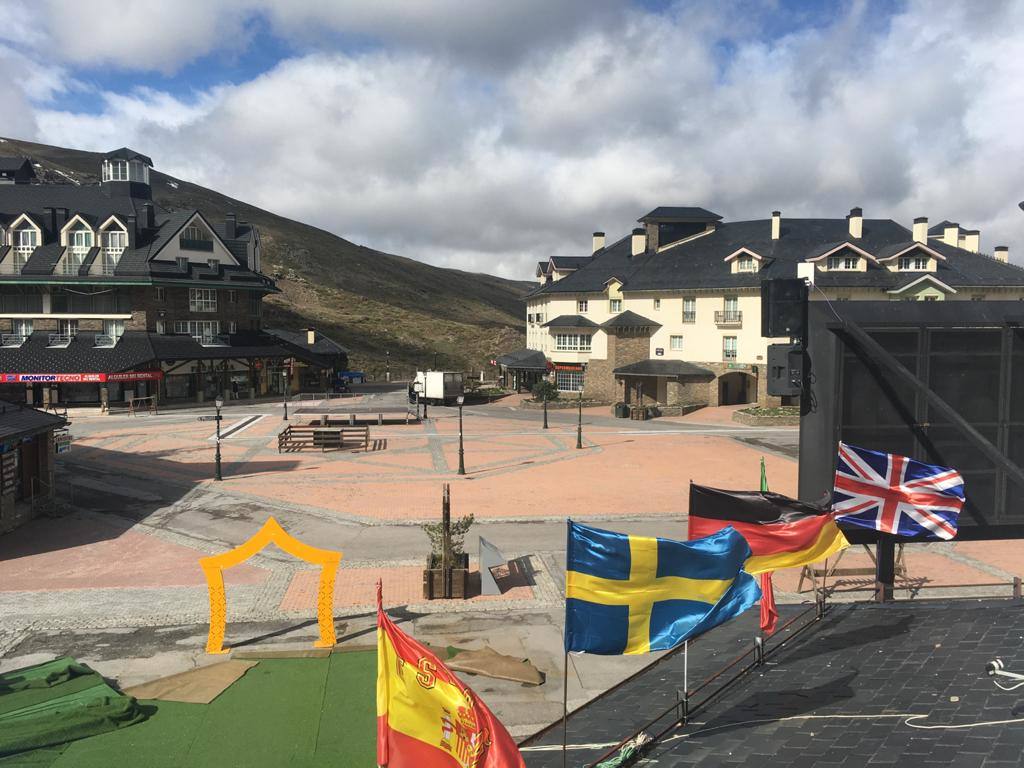 El aspecto de la zona dista mucho de ser el habitual. Sin embargo, ha recibido varios visitantes inesperados durante el estado de alarma