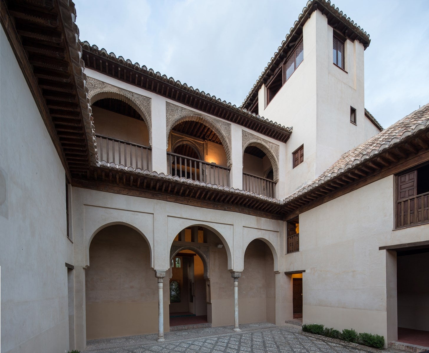 Palacio de Dar al-Horra. La 'Casa de la honesta' formó parte del gran palacio del rey zirí Badis, aunque la arqueología aún no ha conseguido aportar datos convincentes para confirmarlo