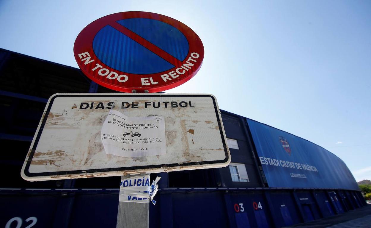 El regreso del fútbol no alterará el tráfico como solía con público. 