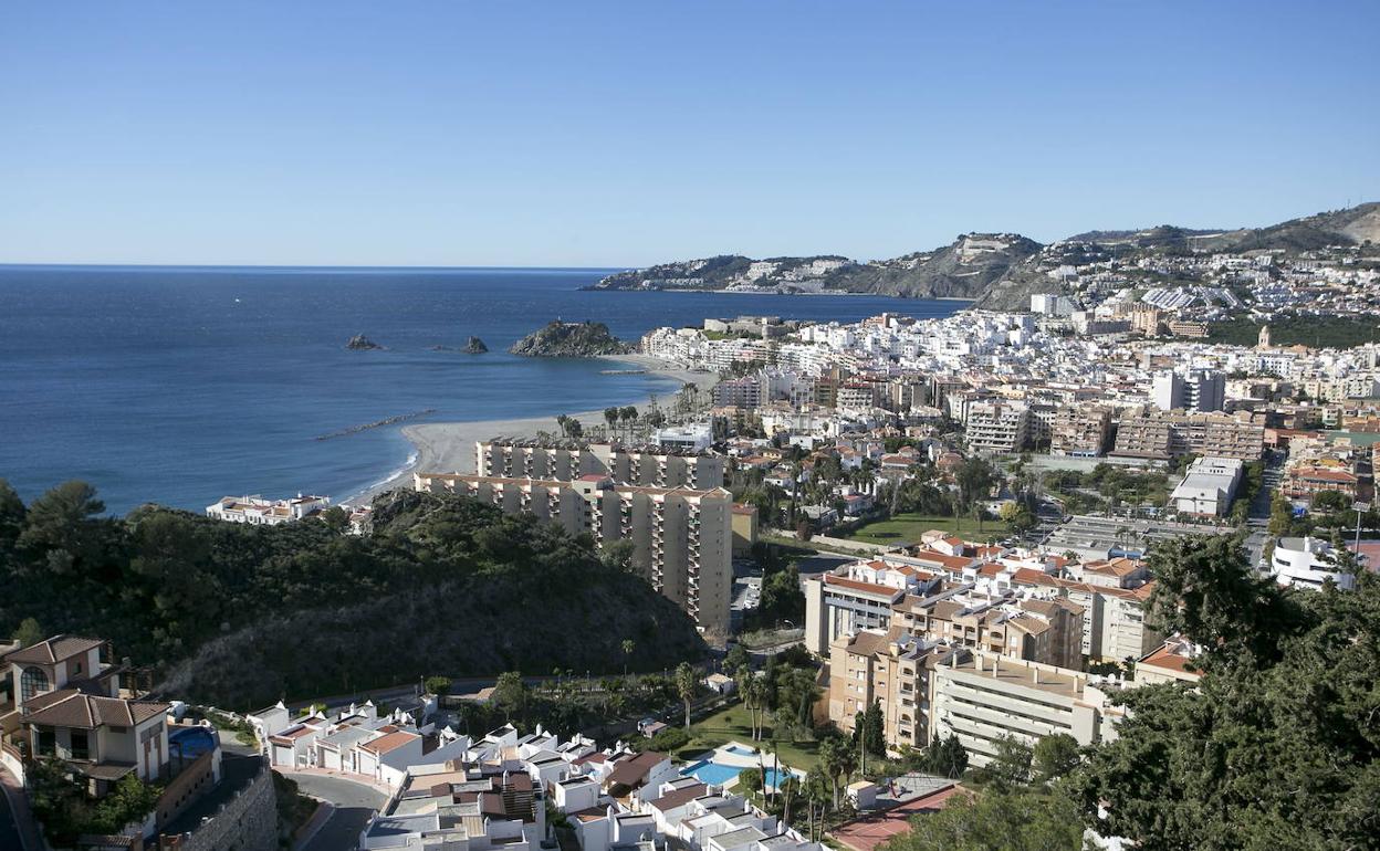 Vista general del municipio de Almuñécar.