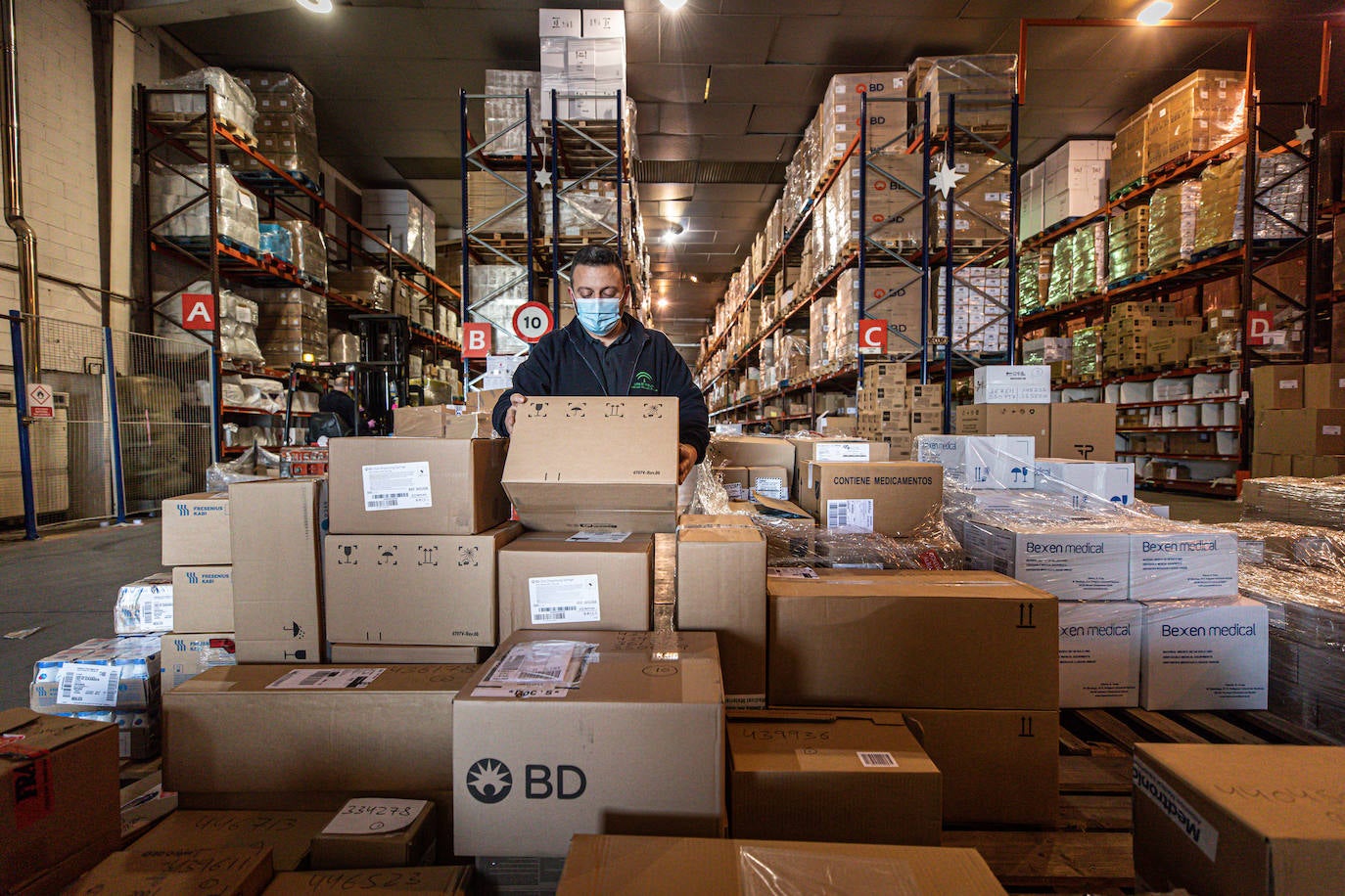 La Brigada Logística es una unidad del Ejército de Tierra que, en base a las seis agrupaciones con que cuenta, está apoyando, en la Operación Balmis