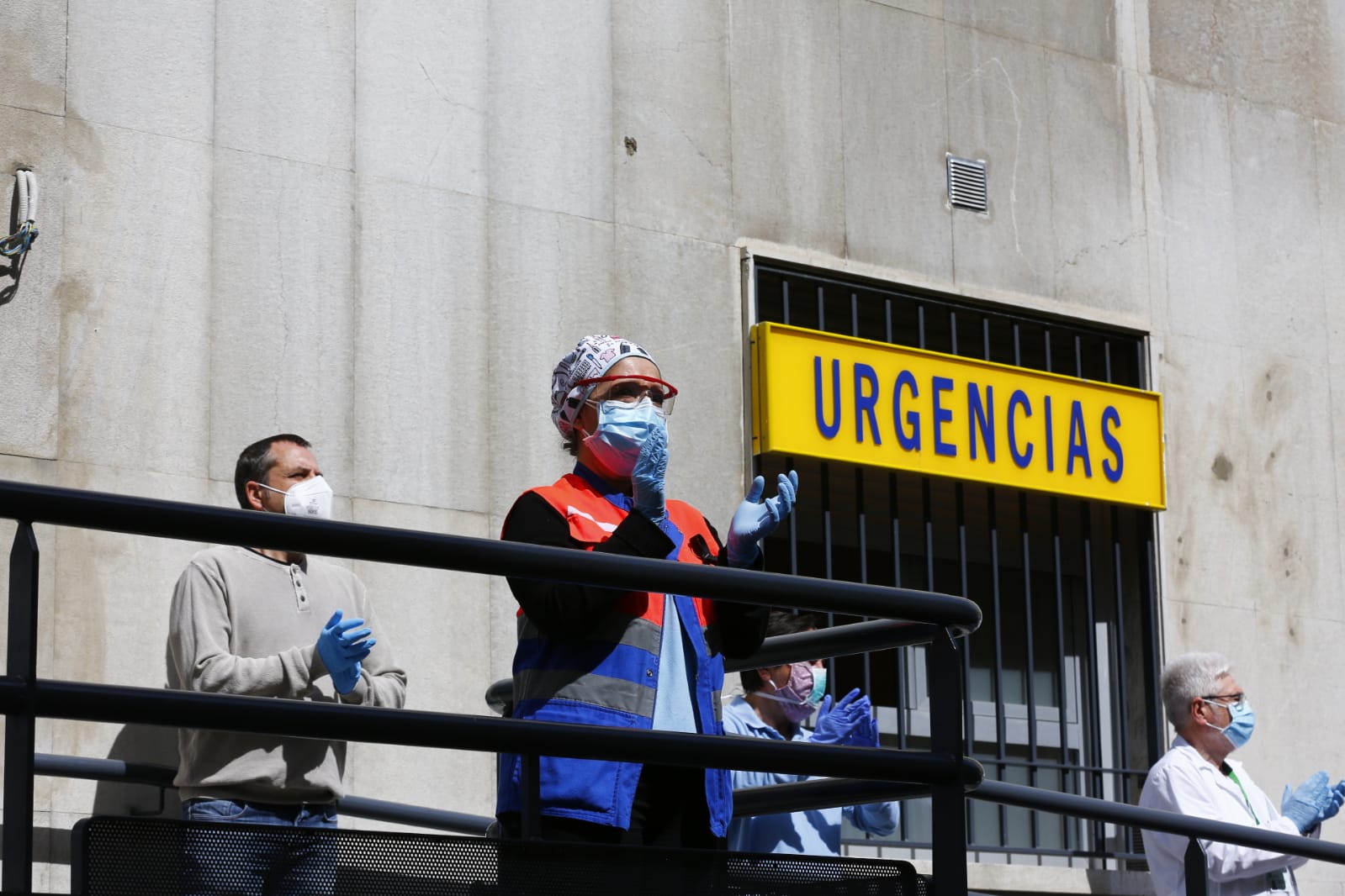 Así ha sido la concentración de las 12 de la tarde en el centro de Gran Capitán de la capital