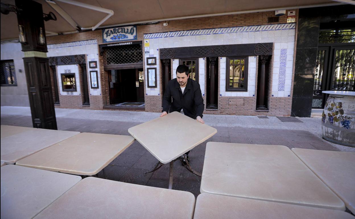 Preocupación entre los bares de Granada, que ven difícil sobrevivir a la desescalada del Gobierno 