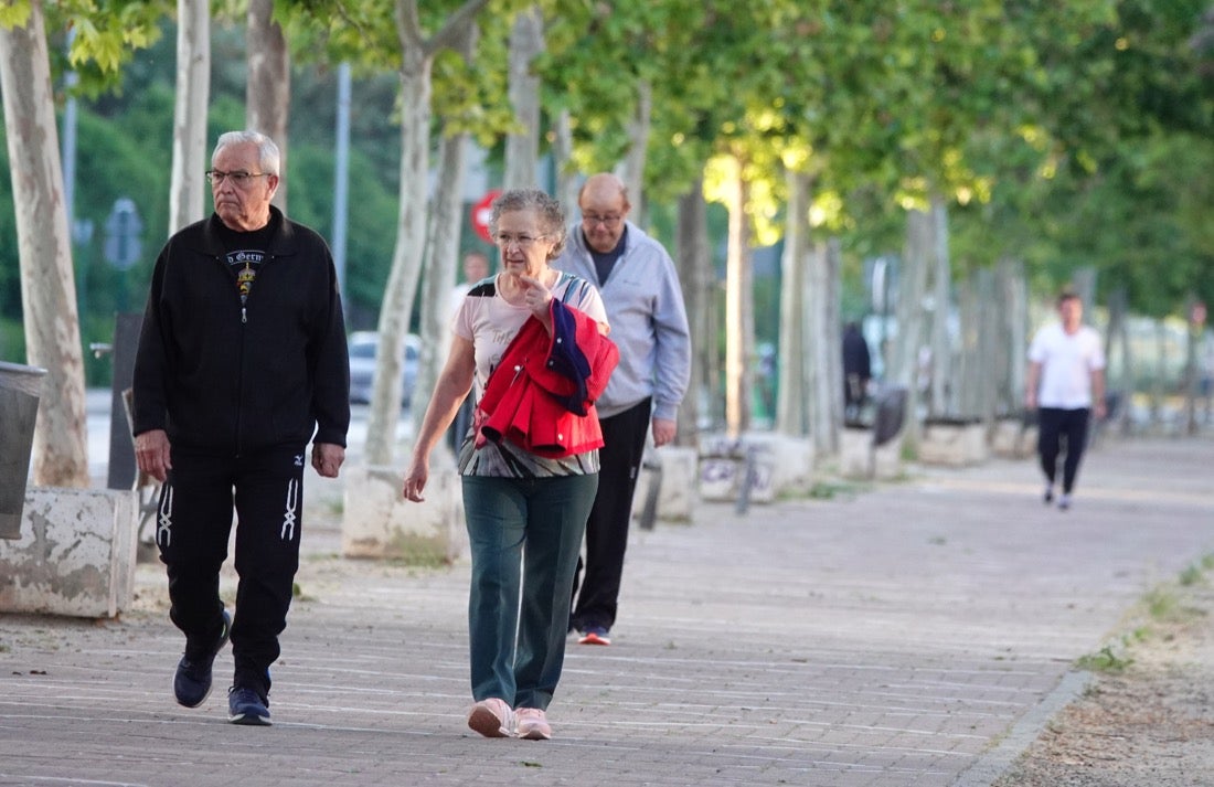 La capital comienza poco a poco a recuperar la normalidad con salidas en los horarios establecidos 