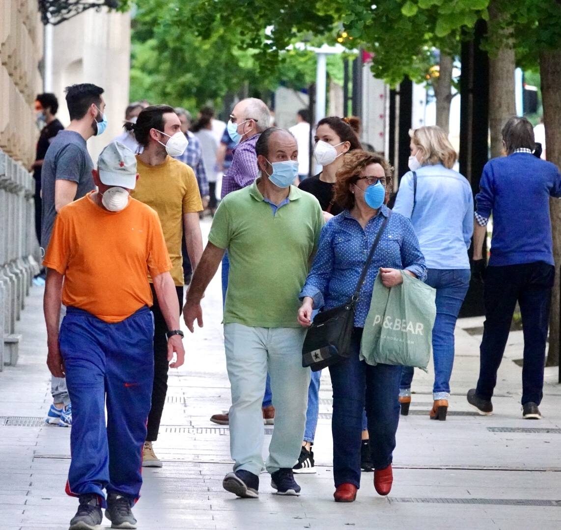 Este lunes marca un antes y un después en la desescalada en la ciudad, con la reapertura de algunos comercios, junto con la ya iniciada salida a la calle por horarios