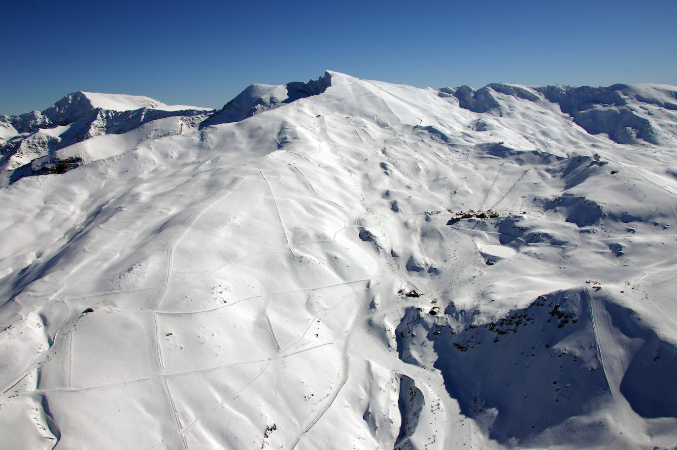 El fotógrafo aéreo José Luis R. Sañudo se dedica a capturar imágenes inéditas de la provincia de Granada