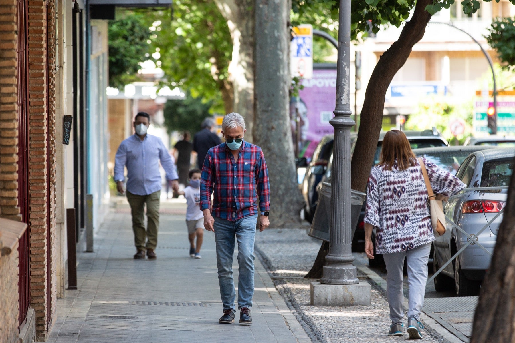 Las calles van notando cada vez más afluencia con las salidas permitidas dentro de la desescalada