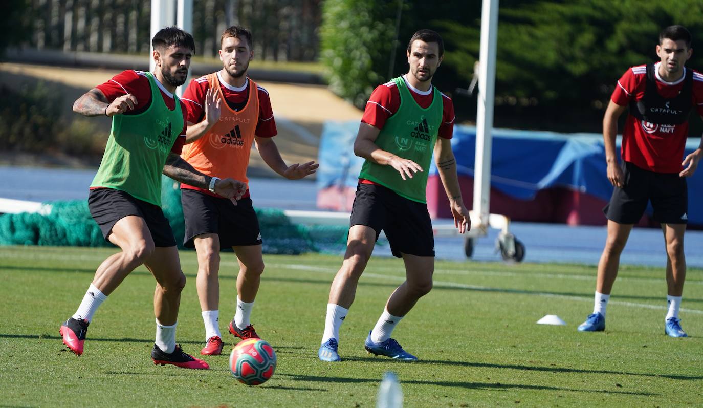 Fotos: La UD Almería comienza los entrenamientos en grupos
