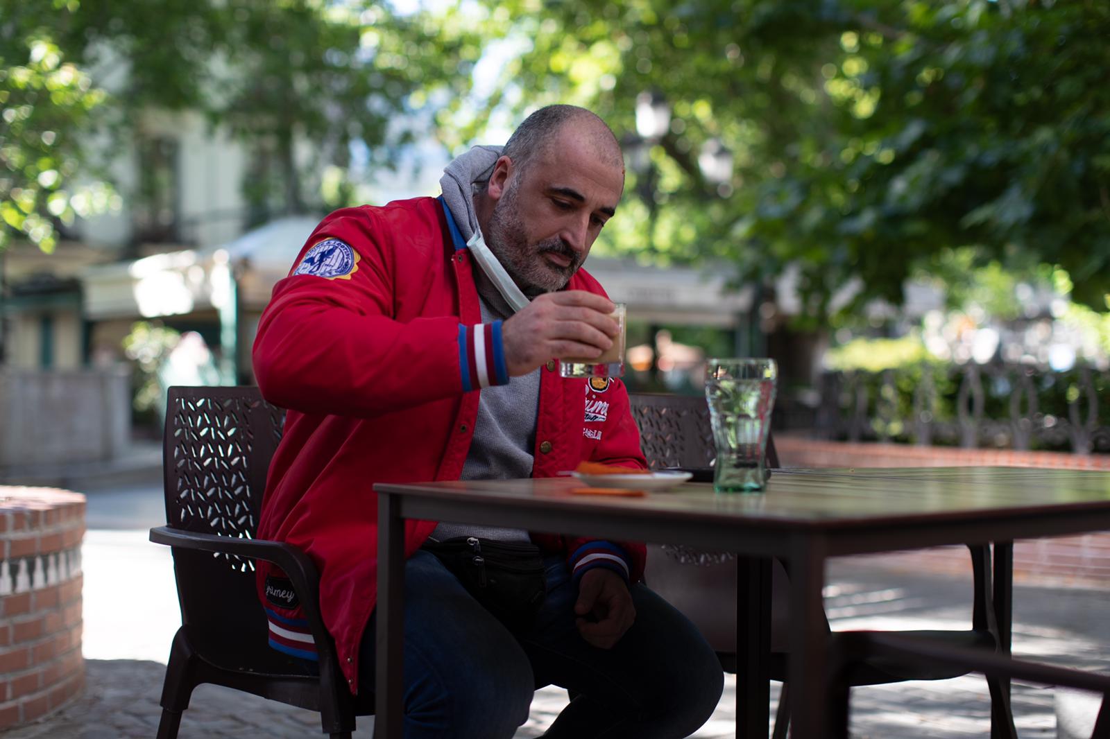 Fotos: Así se vive en Granada el primer día en la Fase 1