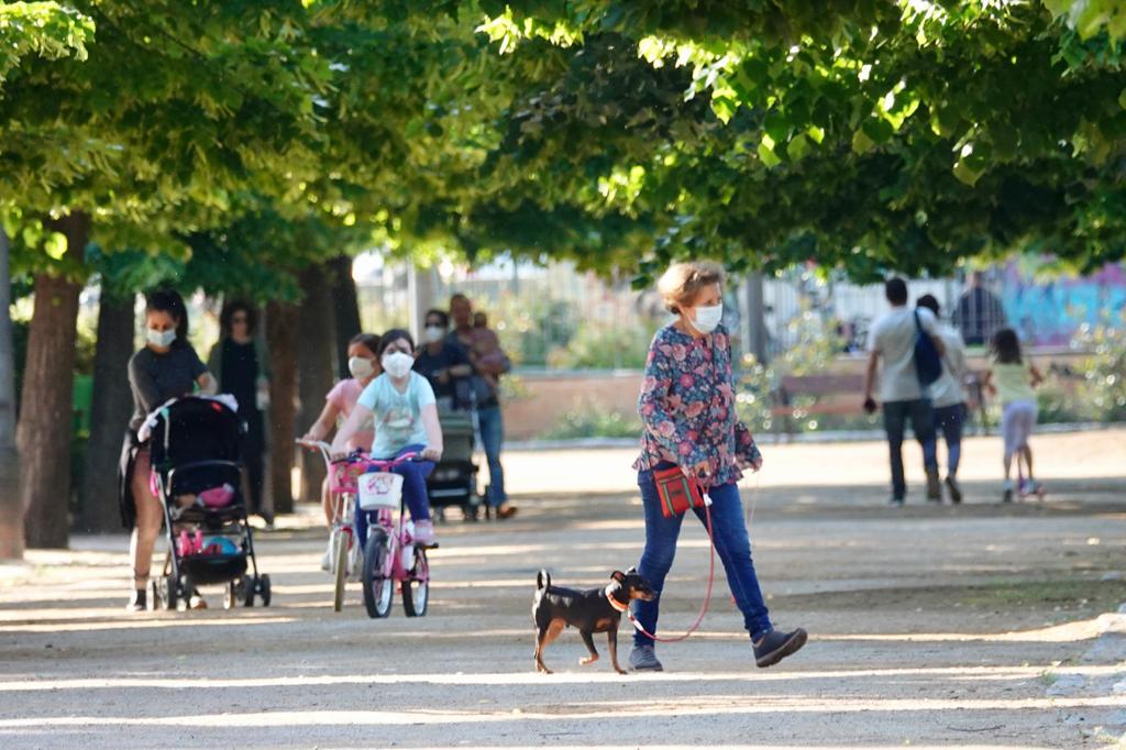 Fotos: Los granadinos disfrutan de los parques