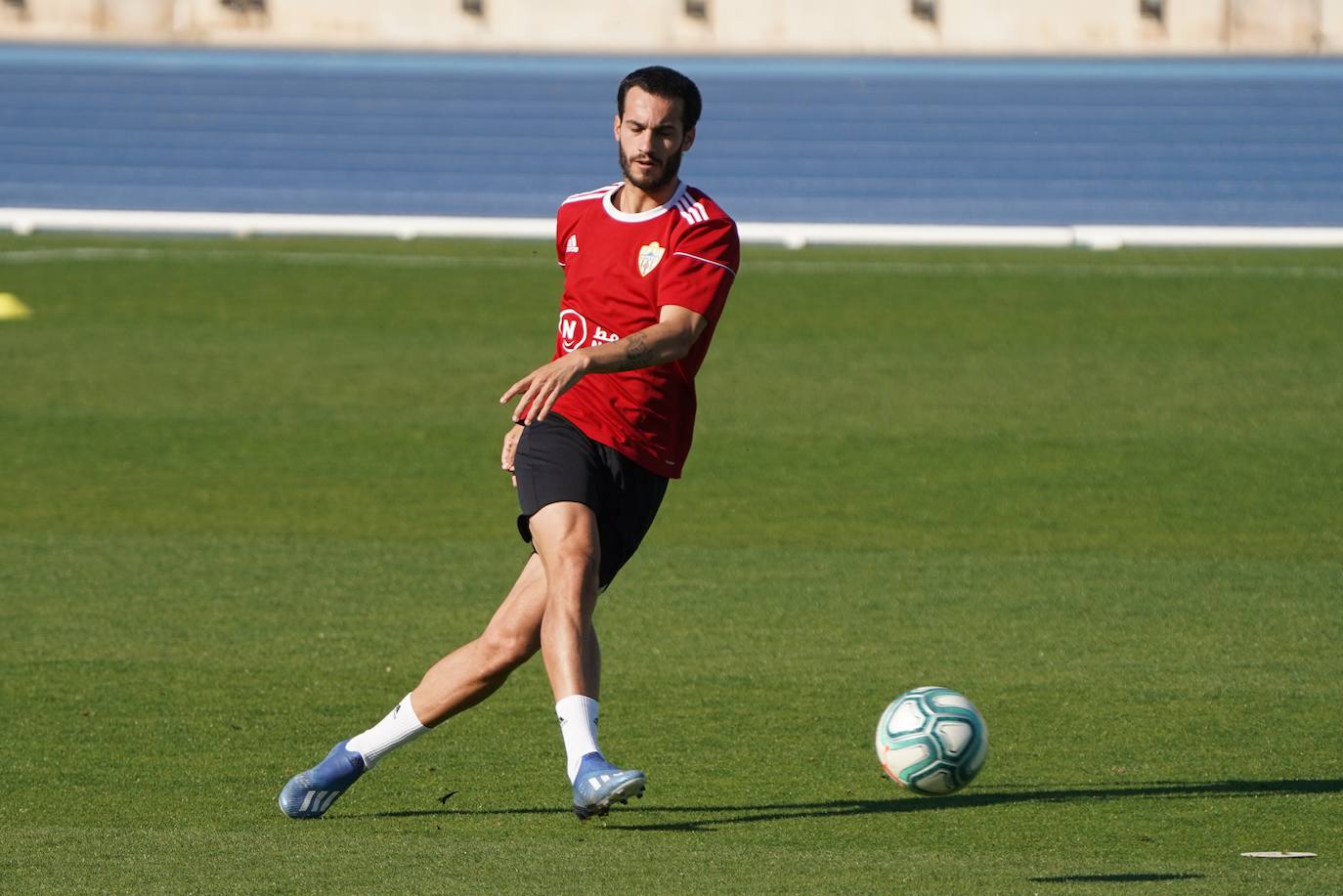 Fotos: La UD Almería continúa entrenando en dos grupos