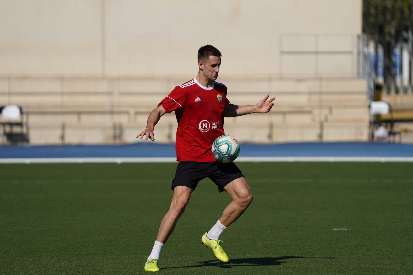 Fotos: La UD Almería continúa entrenando en dos grupos
