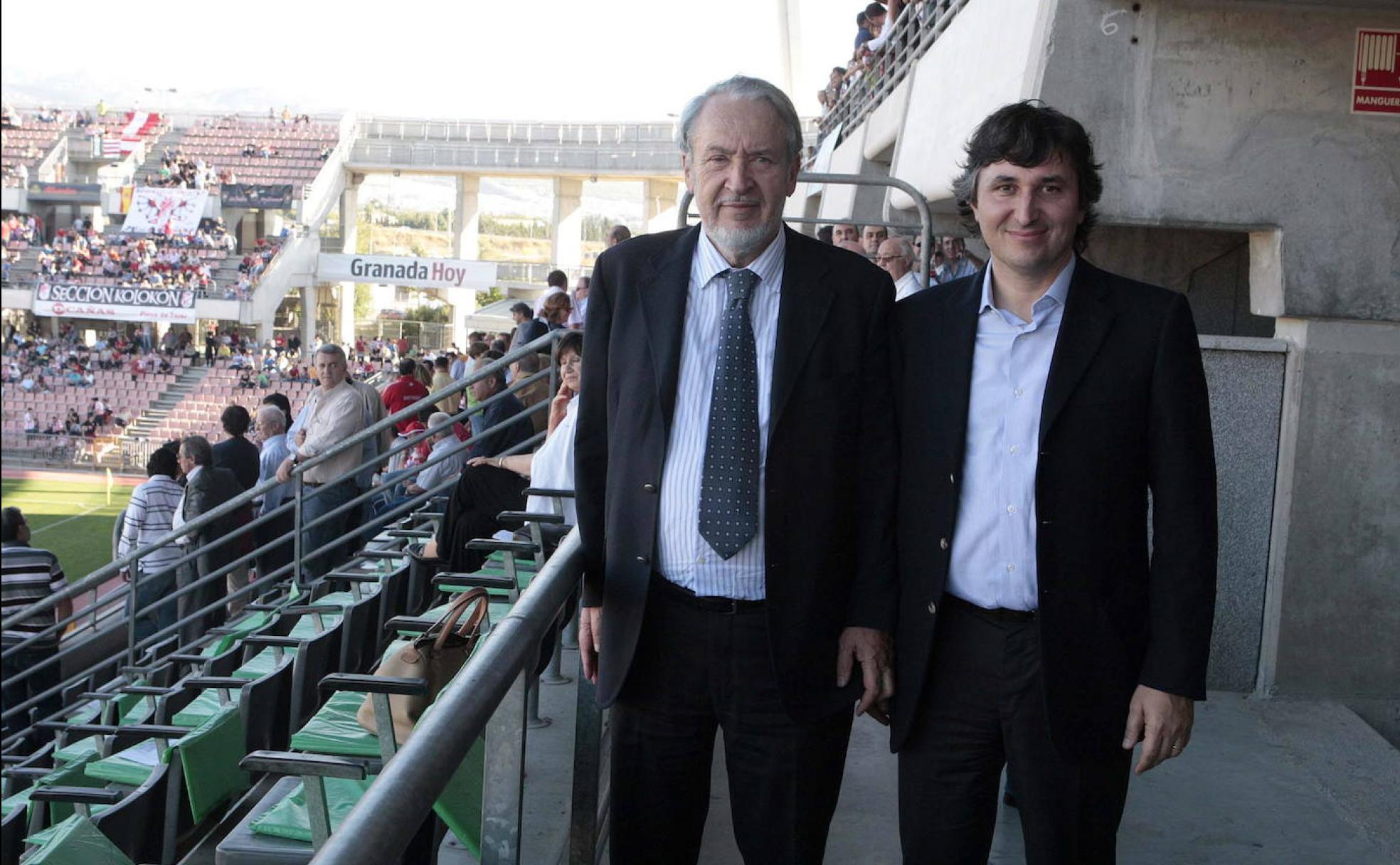 Giampaolo y Gino Pozzo, padre e hijo, en Los Cármenes, en 2009.