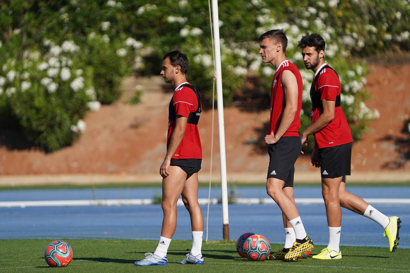 Fotos: La UD Almería entrena en sábado