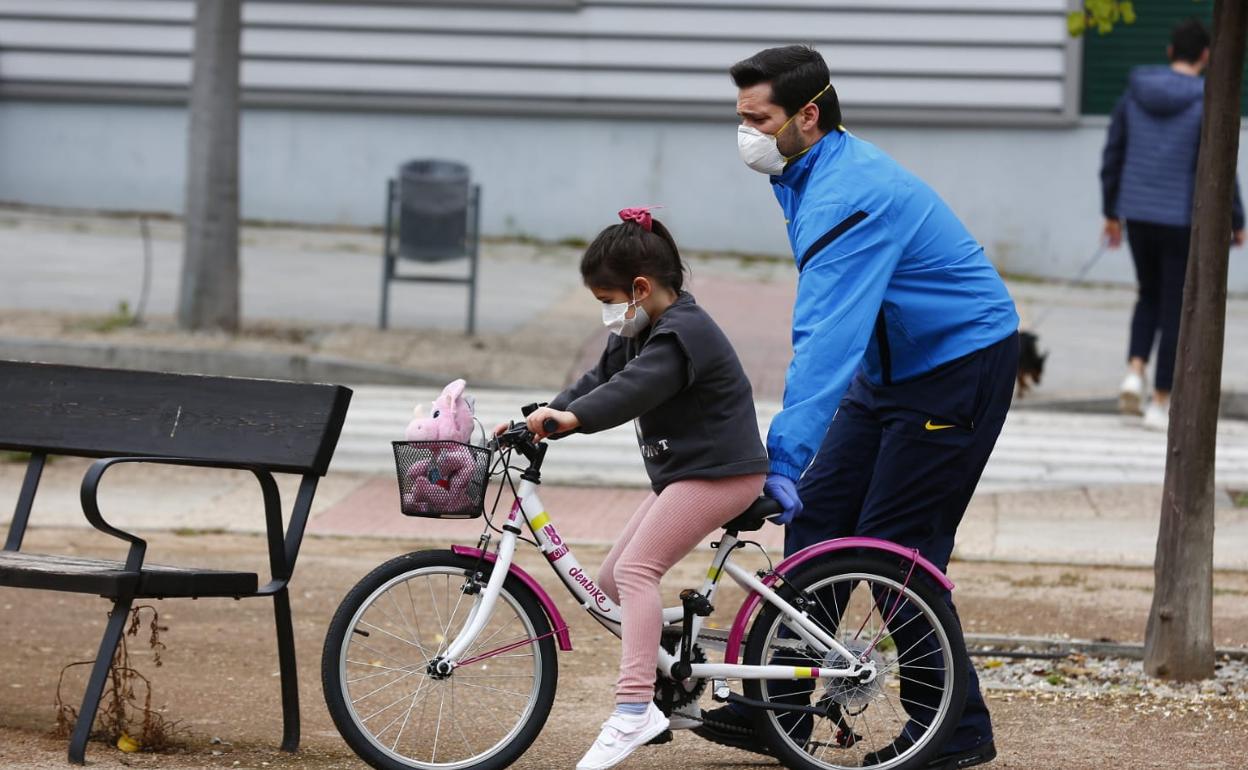 BOE de hoy | Eliminadas las franjas horarias para la salida de los niños y la práctica del deporte en fase 2 y no habrá límite de veces