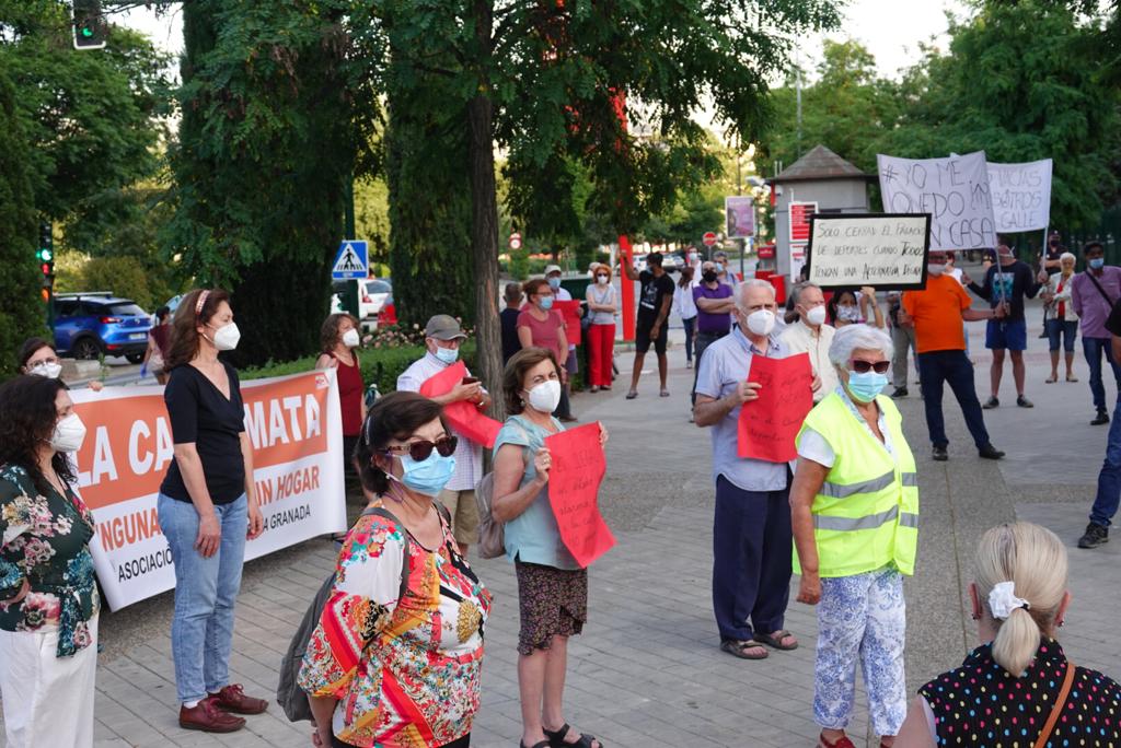 Protesta a las puertas del Palacio de Deportes