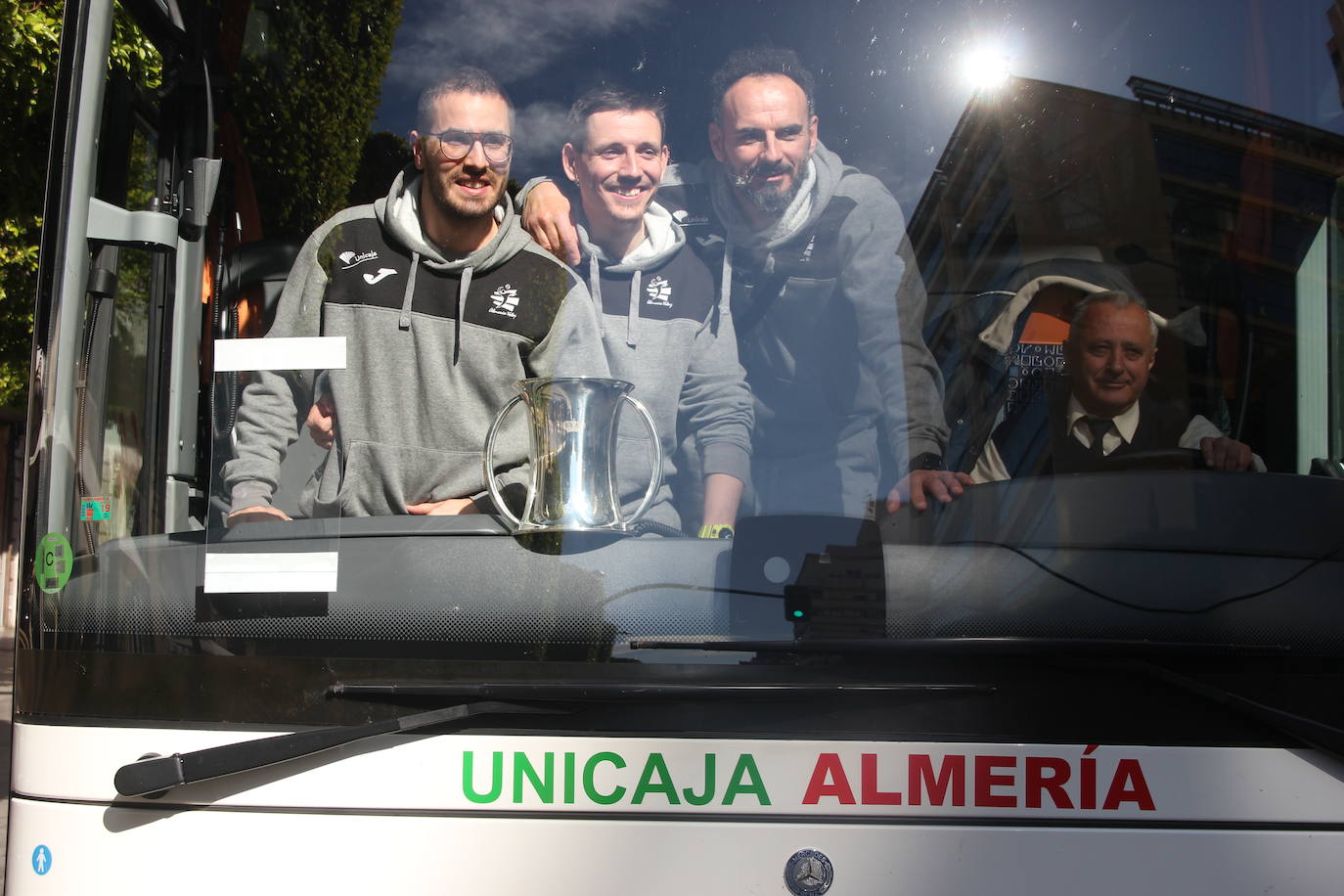 El autobús de Unicaja Costa de Almería está preparado para recorrer más de 20.000 kilómetros. 