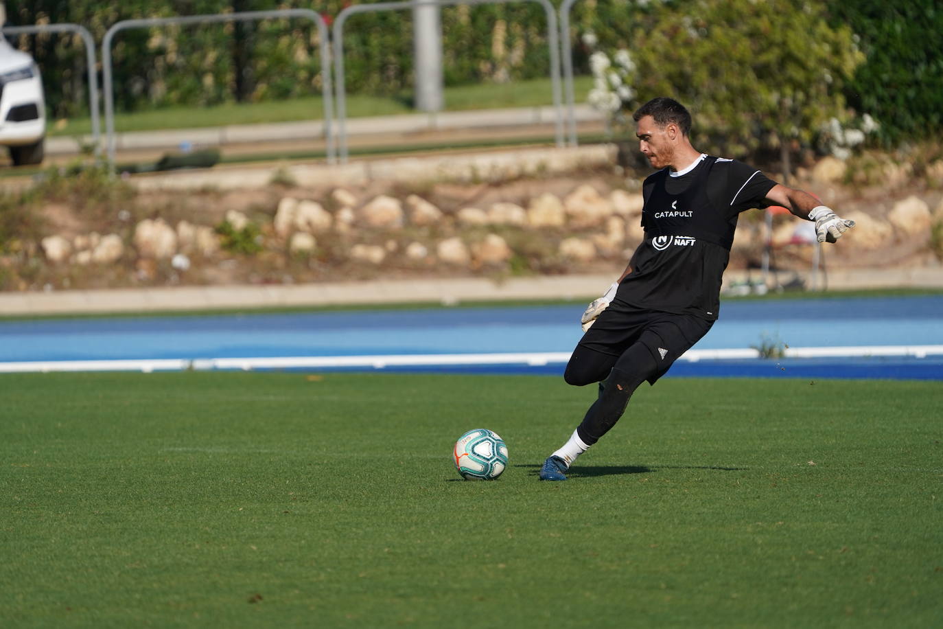 Fotos: El Almería prosigue sus entrenamientos