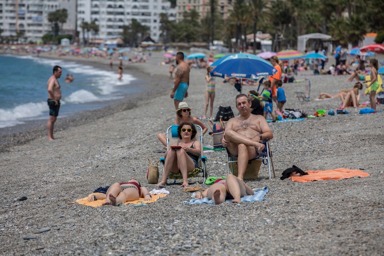 Es el primer sábado desde que se iniciara el estado de alarma en el que se permite el baño y tomar el sol