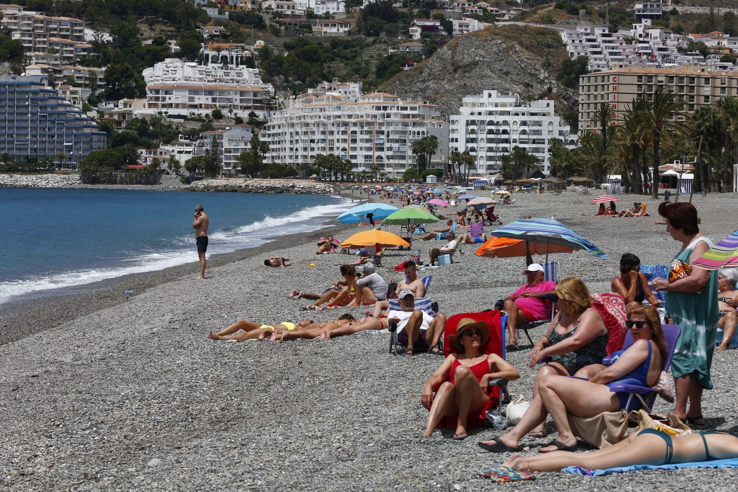 Es el primer sábado desde que se iniciara el estado de alarma en el que se permite el baño y tomar el sol