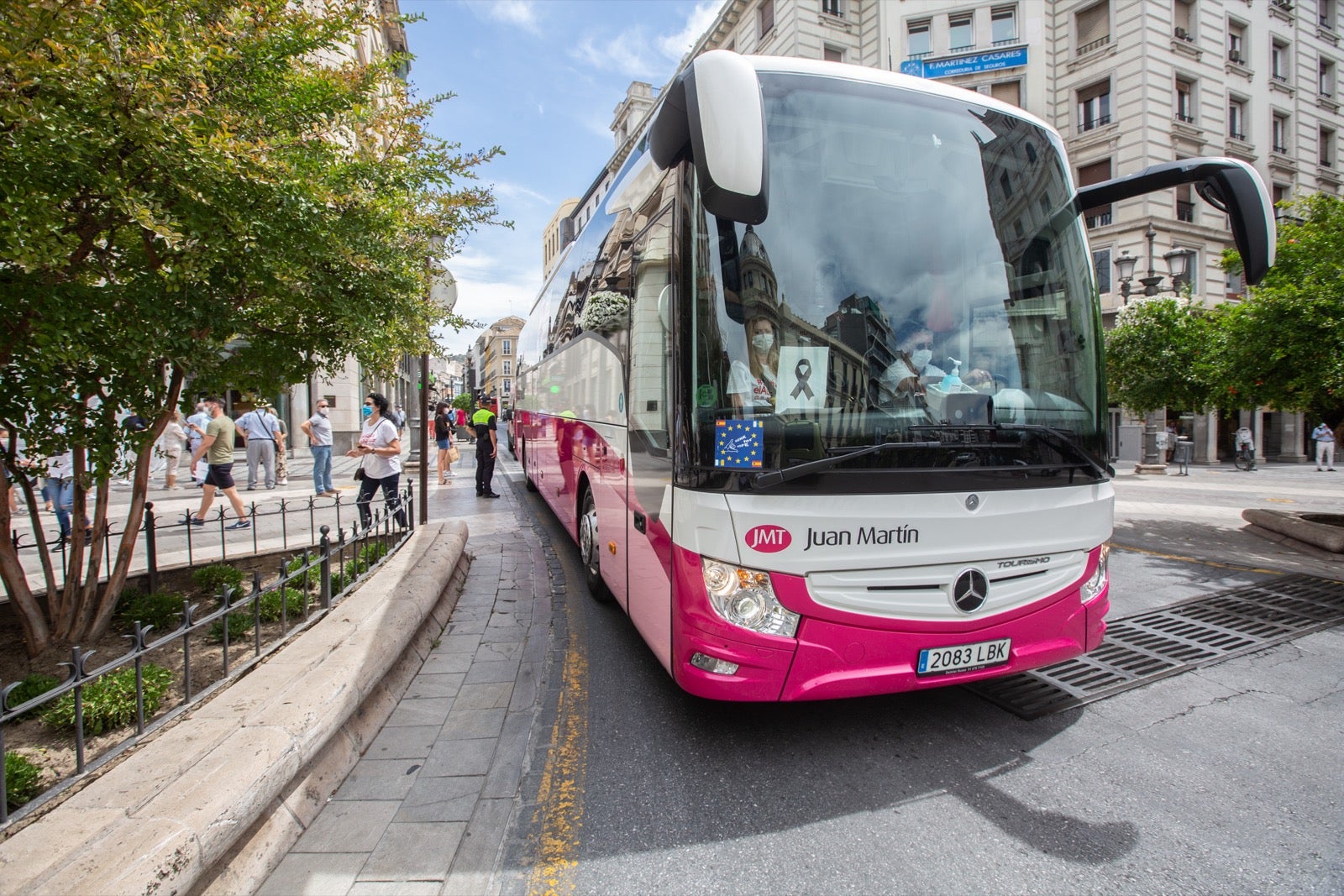 El colectivo de transporte discrecional, de colegios y turístico reclama atención del Gobierno y le exige medidas concretas para resolver su sutuación, paralizada por la crisis de la Covid-19