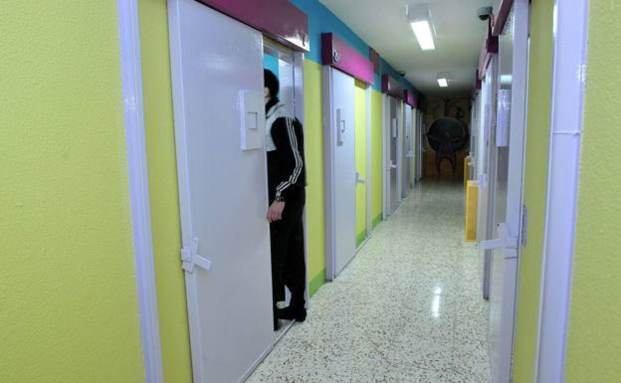 El Centro de menores 'Tierras de Oria', donde falleció un interno, dice que se cumplió «escrupulosamente» con el protocolo