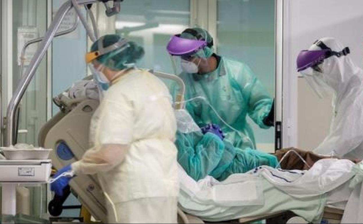 Descubren un nuevo daño grave en el riñón en pacientes con coronavirus