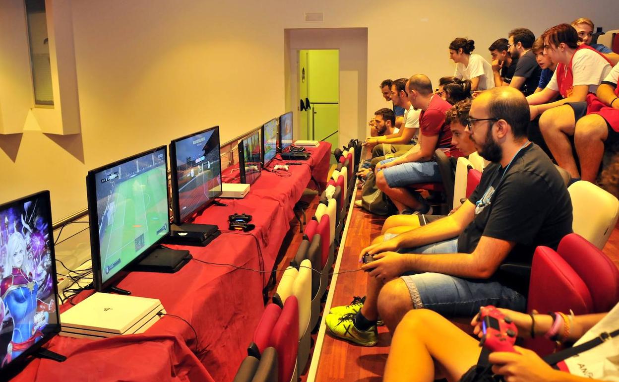 Actividades de ocio juvenil celebradas el verano pasado. 