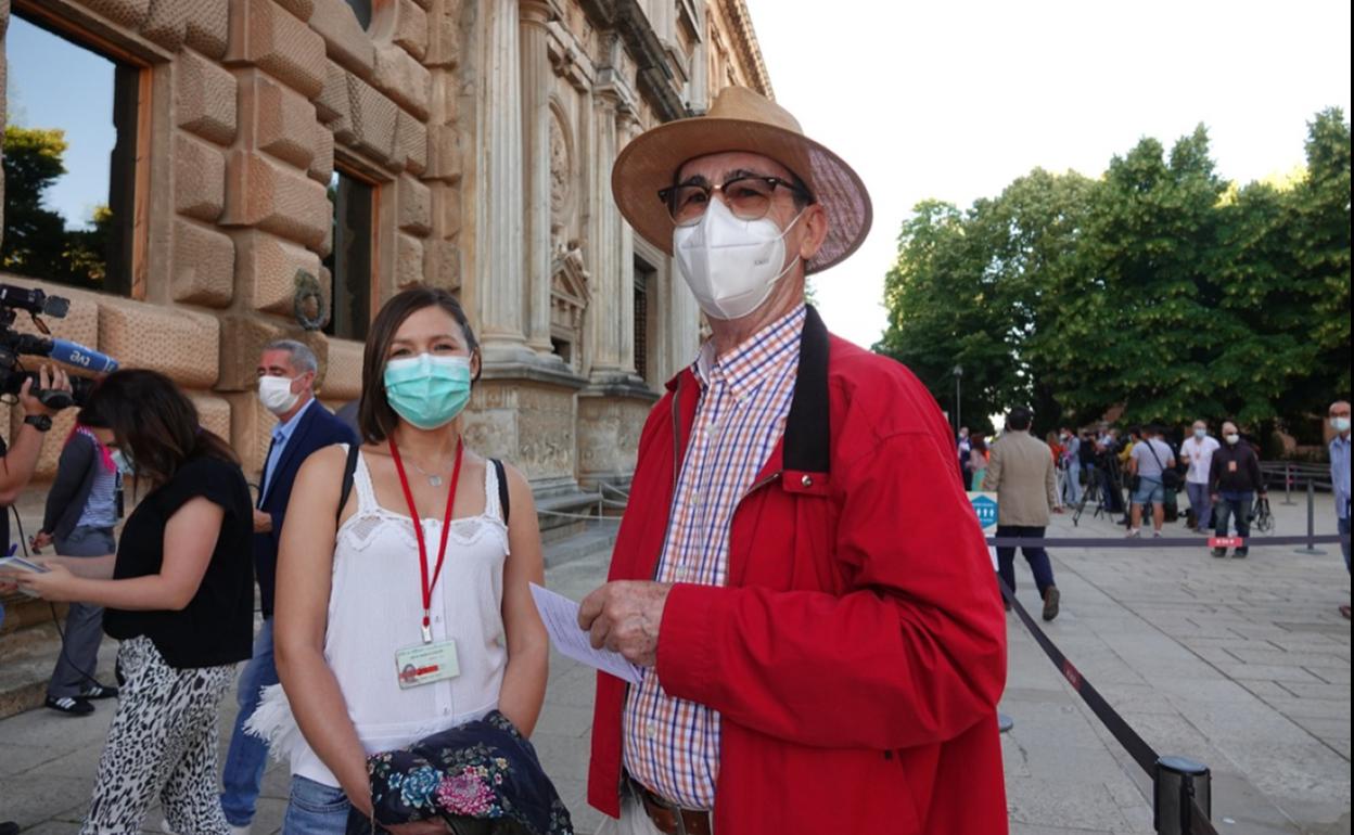 Granadinos y turistas, encantados: «Soy un enamorado de la Alhambra»
