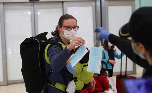 El BOE publica las medidas para los turistas que lleguen a España por aire y mar