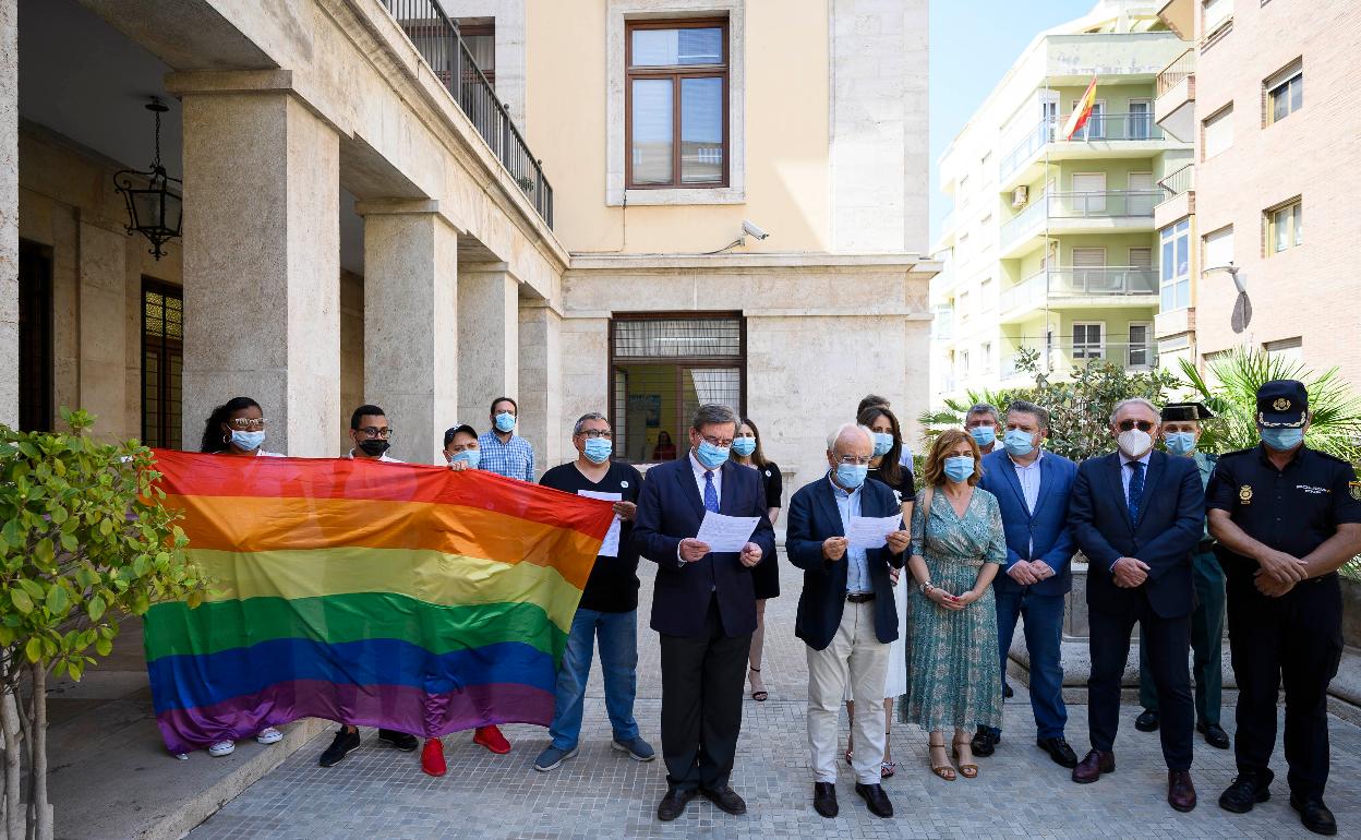 Orgullo LGTBI en Almería | «Hay que seguir luchando por la igualdad, hay agresiones a diario»