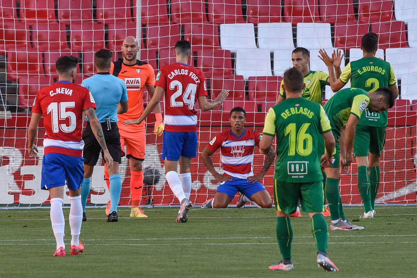 Los de Diego Martínez alcanzarían su primer gran objetivo a falta de seis jornadas