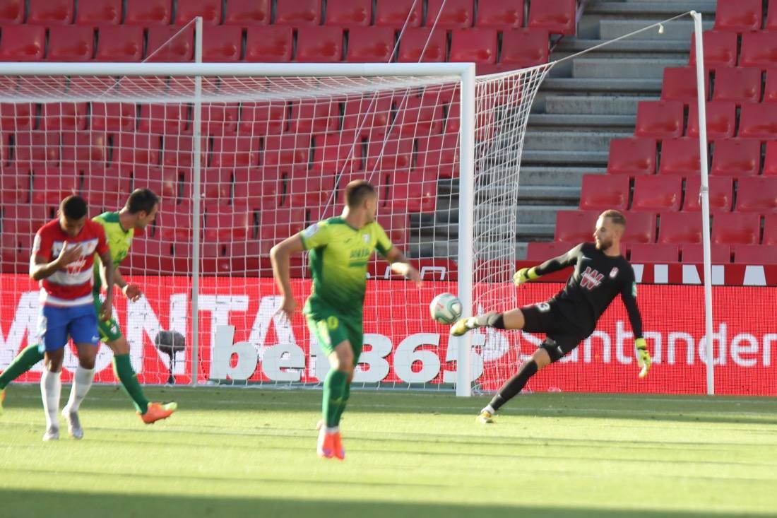 Los de Diego Martínez alcanzarían su primer gran objetivo a falta de seis jornadas