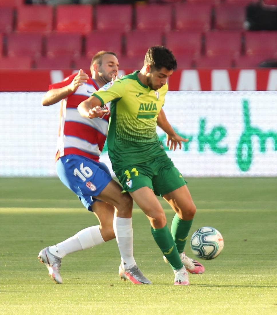 Los de Diego Martínez alcanzarían su primer gran objetivo a falta de seis jornadas