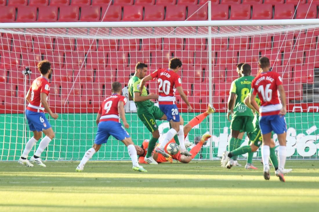 Los de Diego Martínez alcanzarían su primer gran objetivo a falta de seis jornadas