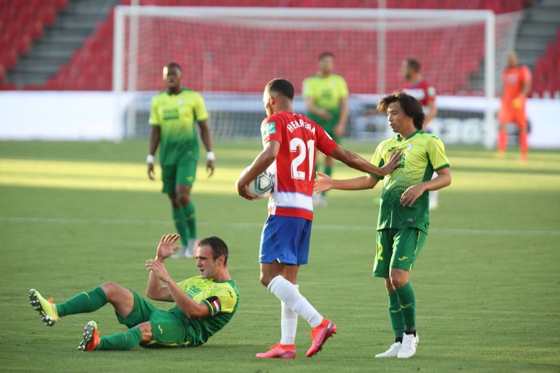 Los de Diego Martínez alcanzarían su primer gran objetivo a falta de seis jornadas