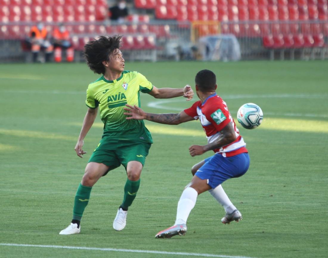 Los de Diego Martínez alcanzarían su primer gran objetivo a falta de seis jornadas