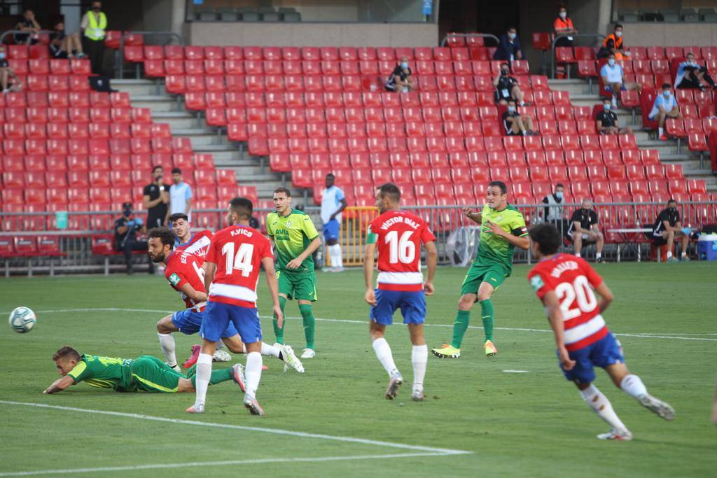 Los de Diego Martínez alcanzarían su primer gran objetivo a falta de seis jornadas