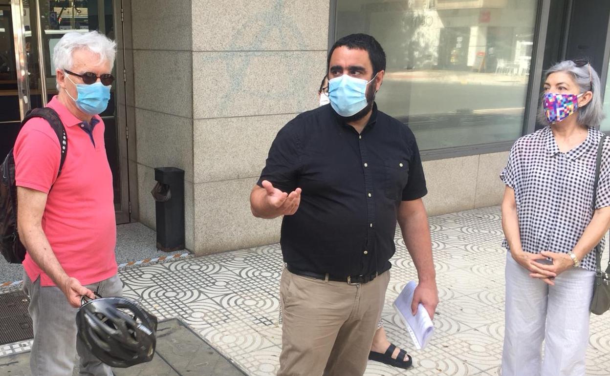 Proyecto de hotel en Genoveses | Polémica en Almería | Los ecologistas, ante el hotel de Genoveses: «No descartamos ir a los tribunales»