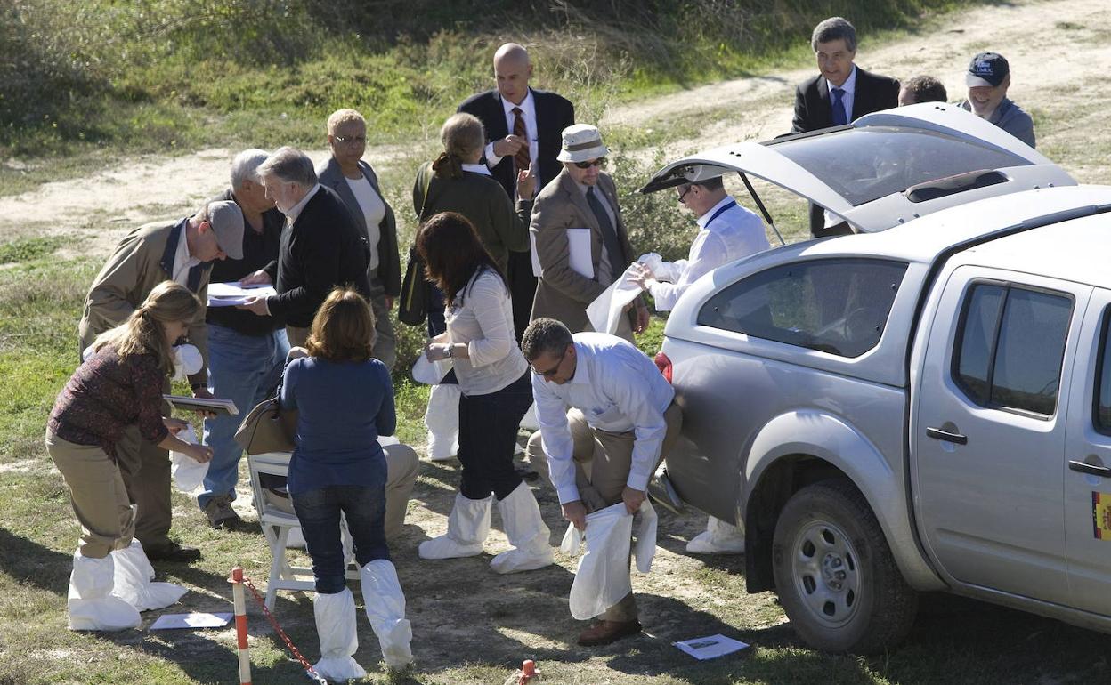 Una delegación de técnicos de EE UU visitaron la zona de Palomares en 2011