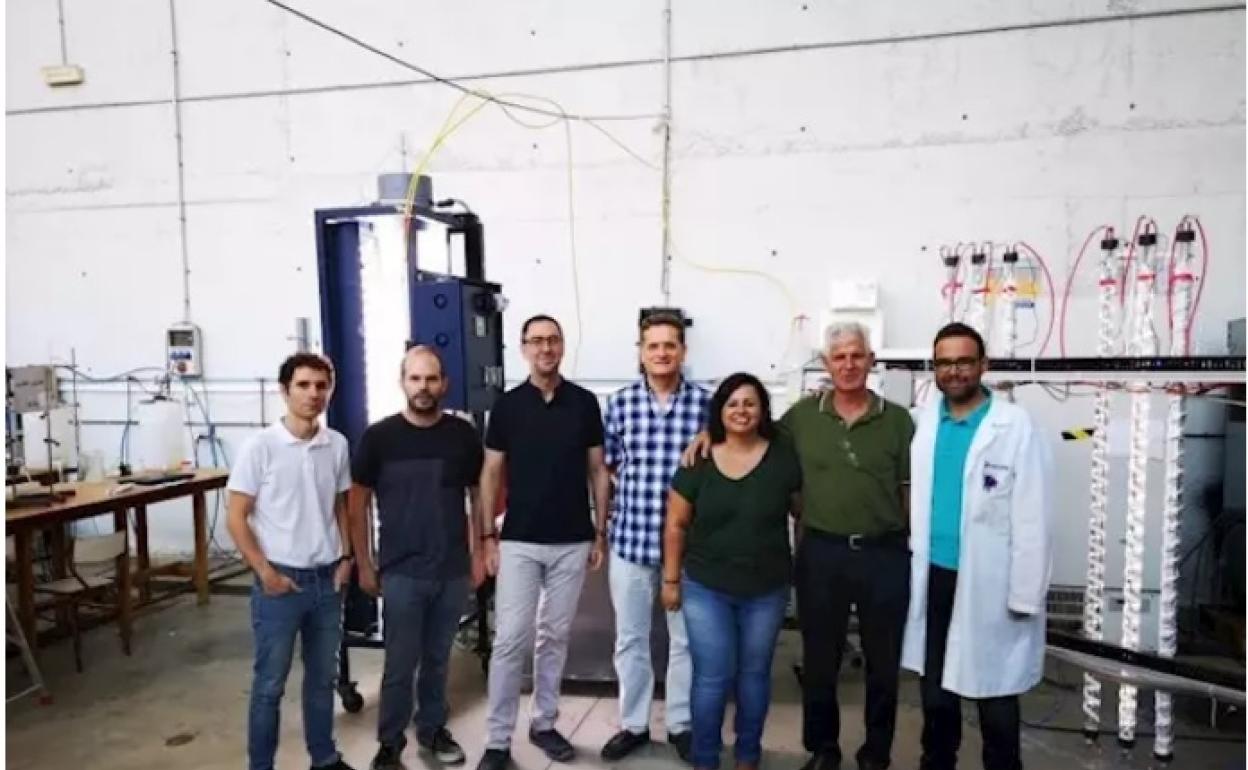 El equipo de investigadores de la Universidad de Almería.
