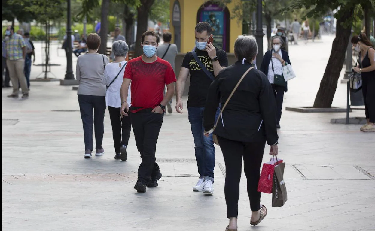 Coronavirus | Granada suma en un solo día dos nuevos brotes en la capital