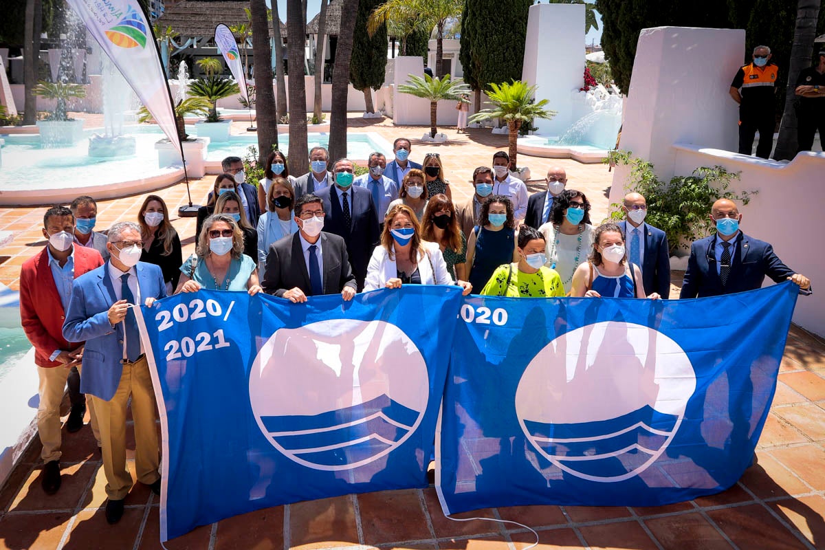 Marín apunta al récord de Banderas Azules en las playas andaluzas como otra marca de la excelencia del destino