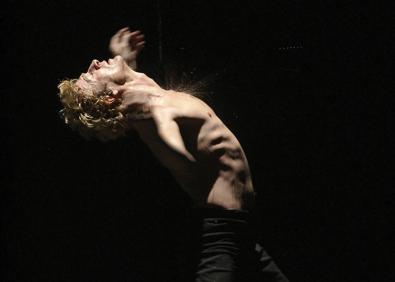 Imagen secundaria 1 - Momentos únicos de óperas captados por la cámara de Javier del Real en el Teatro Real.