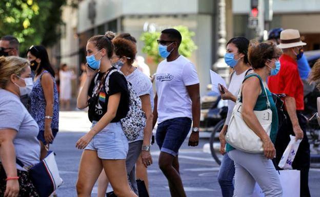 El BOJA con toda la normativa y sanciones del uso obligatorio de mascarilla en Andalucía