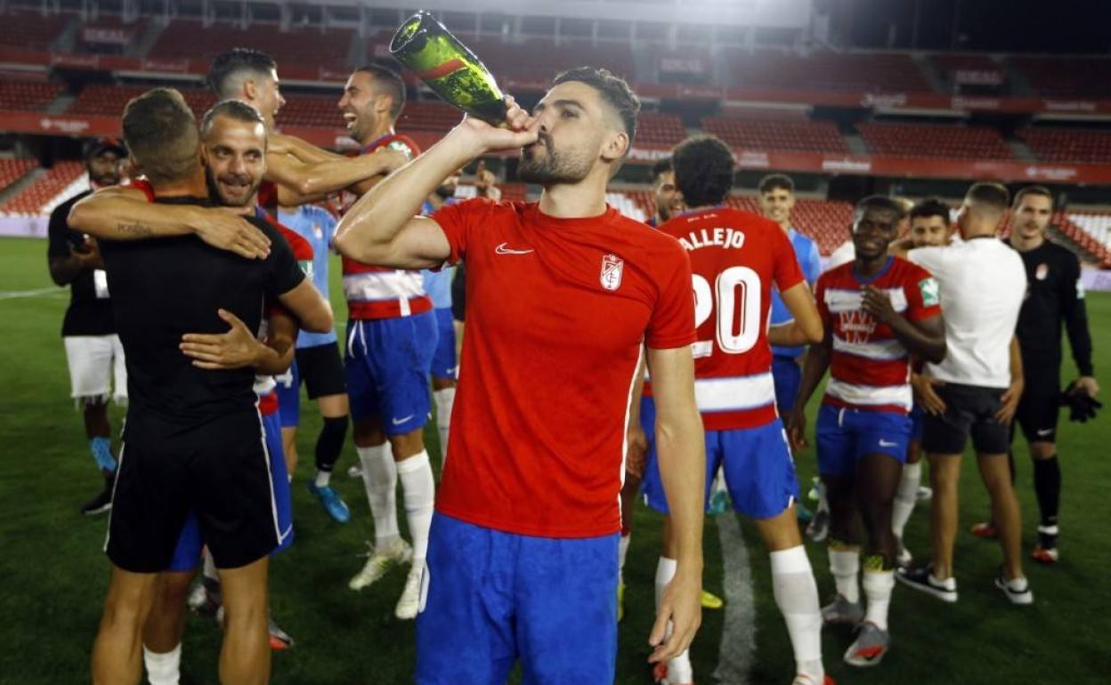 Puertas, feliz con los demás al final del partido del domingo. 