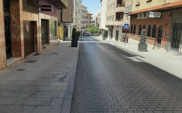 La calle Doctor Eduardo Arroyo, reformada hace dos años. 